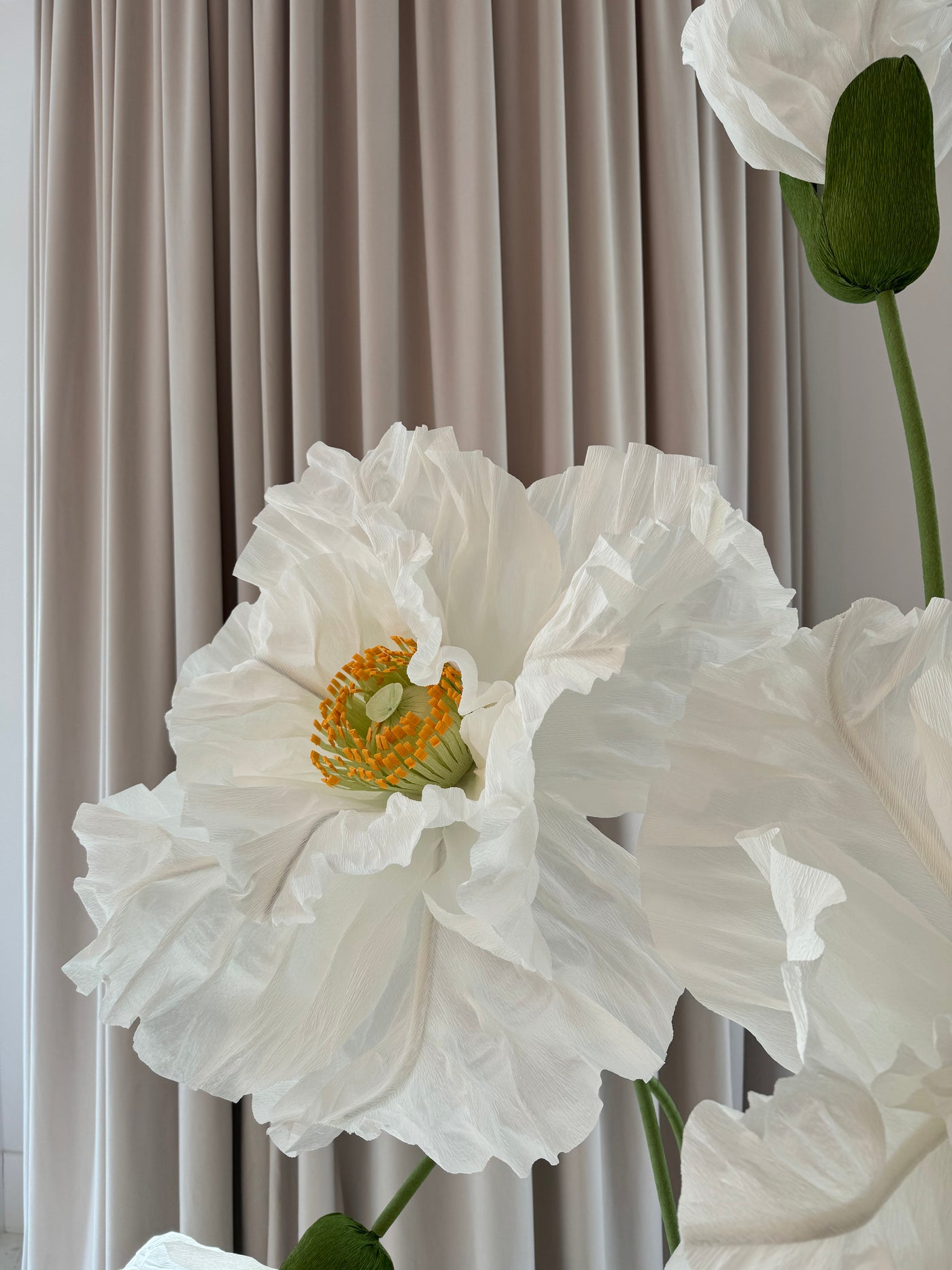 Elegant white paper flowers from MioGallery for home or event decor