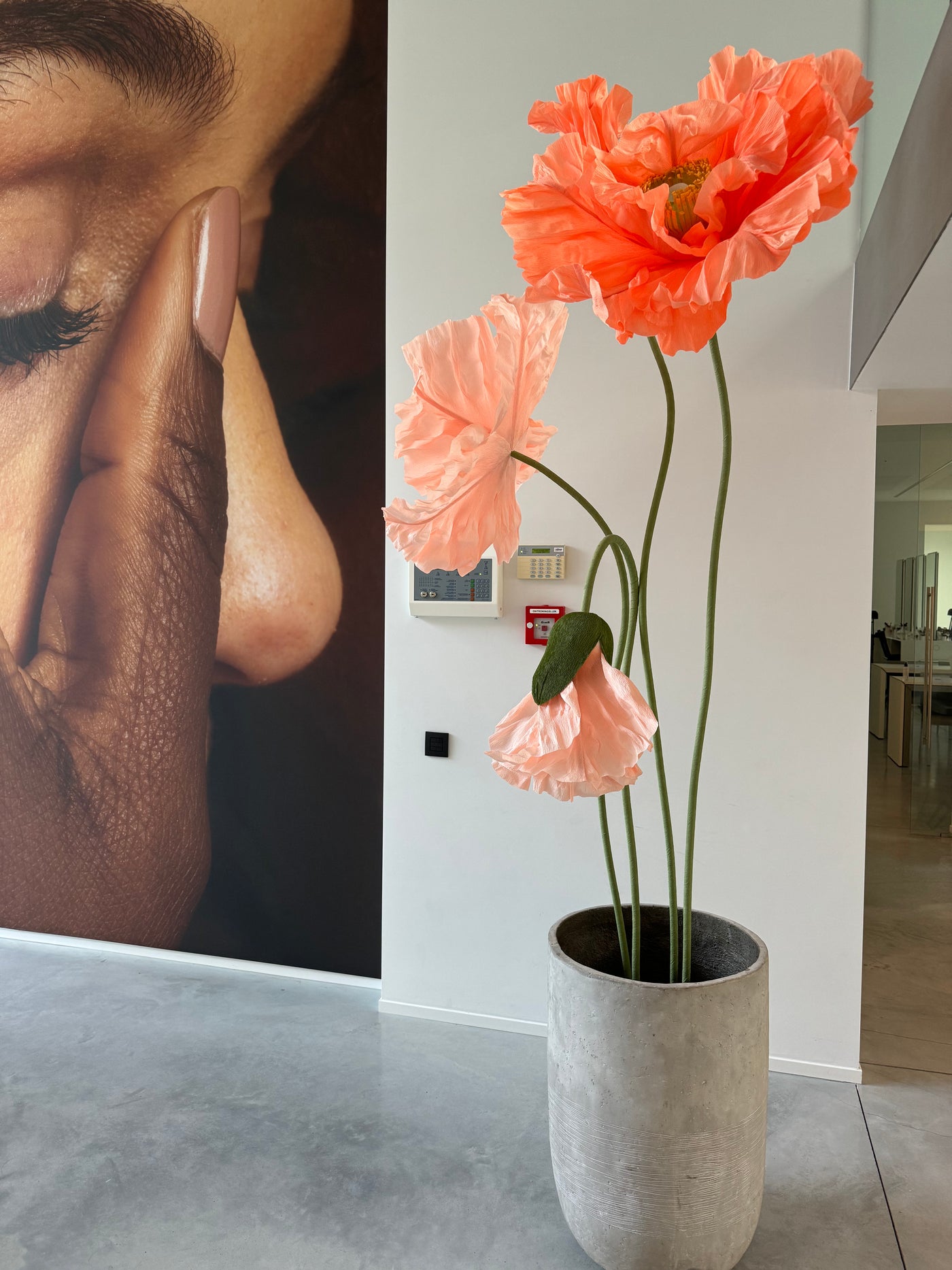 Giant standing flowers for artistic decor