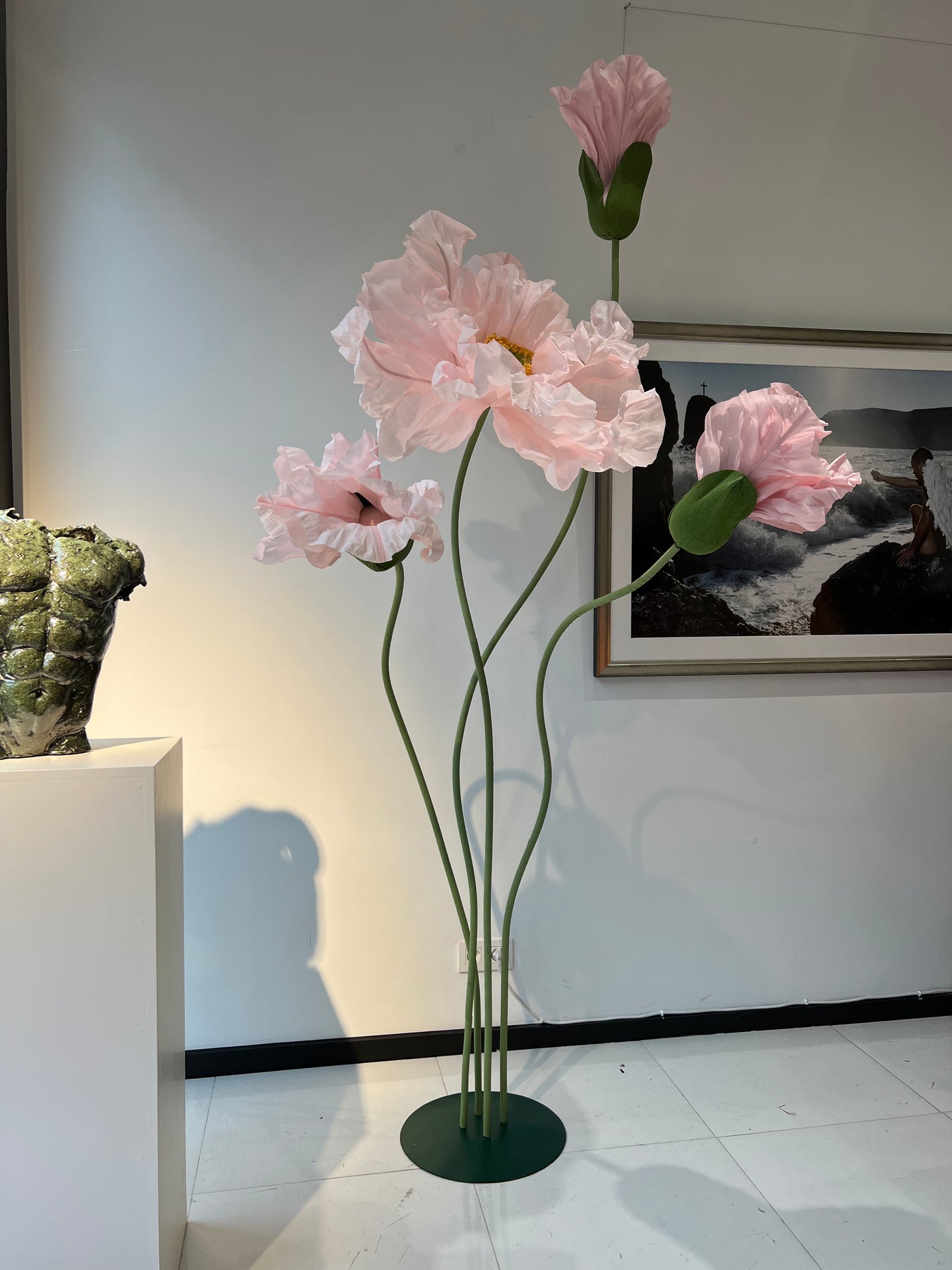 Handcrafted giant flowers from MioGallery